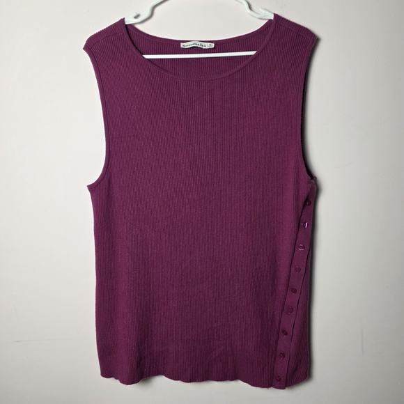 Abercrombie & Fitch Tops - Abercrombie & Fitch Ribbed Sleeveless Top XL Plum Purple Side Button Tank